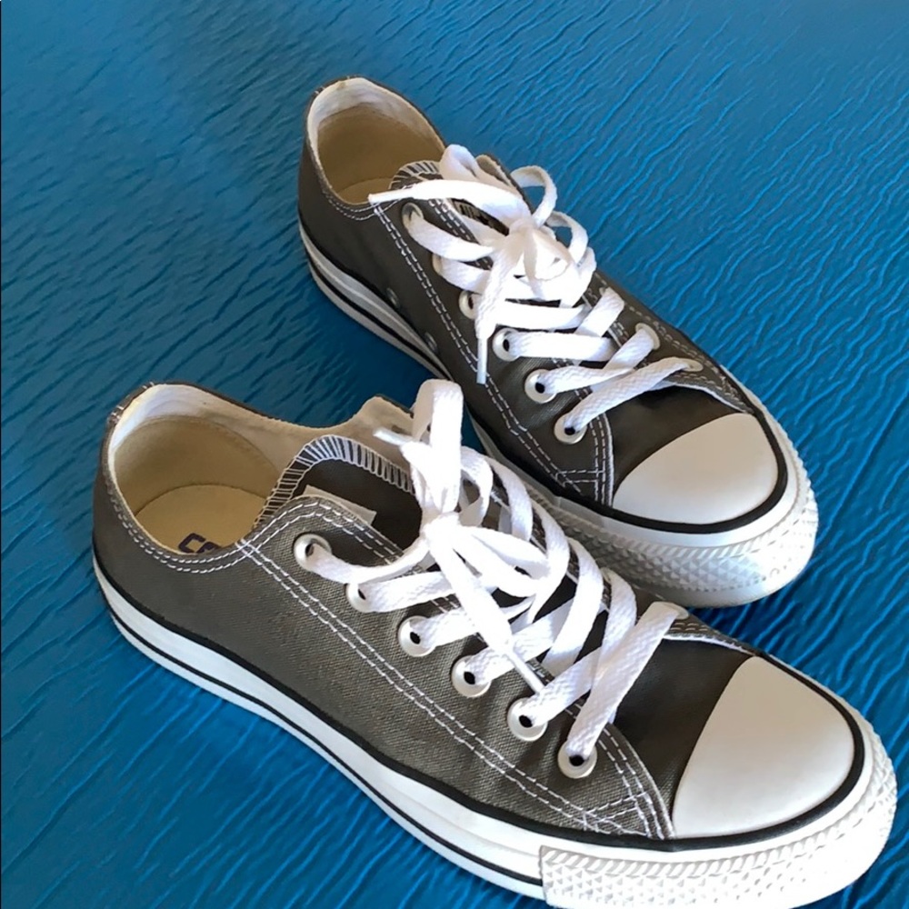 Gently Used Women’s Converse Shoes